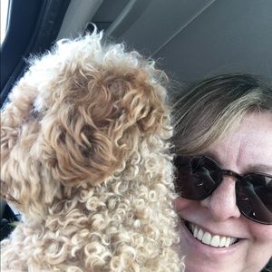 Meet your Posher, Linda